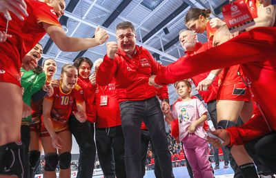 Cutremur la naționala de handbal feminin! Selecționerul Florentin Pera și-a dat DEMISIA » GSP a aflat motivul