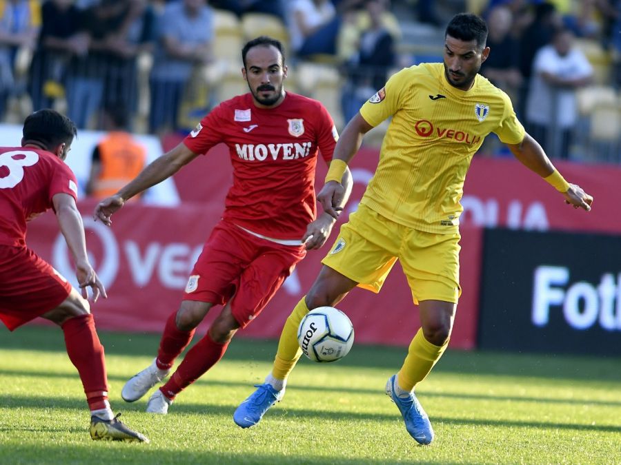 PETROLUL PLOIEȘTI // VIDEO EXCLUSIV Younes Hamza: „Am fugit de la fotbal la kung fu, dar m-am întors pentru că mi s-a zis că am talent”