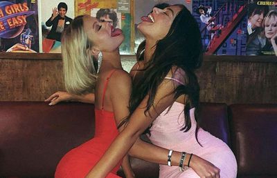 FOTO Brooklyn Beckham, fiul lui David și al Victoriei, are o iubită nonconformistă! Cine e Natalie Ganzhorn