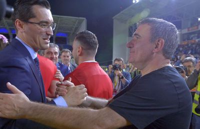 FRF a primit de la UEFA circulara care îi va enerva la culme pe Gică Hagi și Dan Petrescu