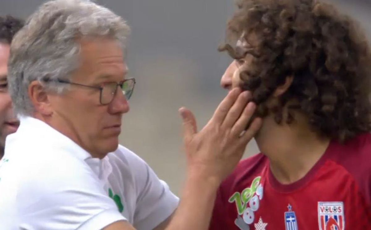 FOTO Moment inedit cu Ladislau Boloni! Ce a făcut românul la debutul pe banca lui Panathinaikos