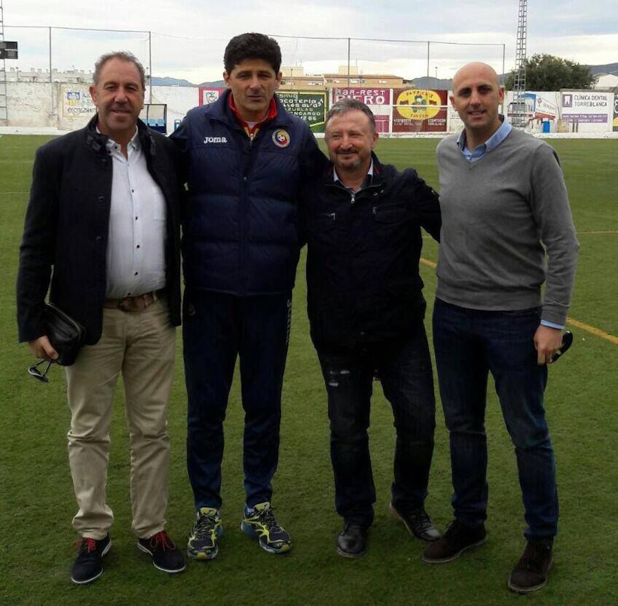 Tomas Rodriguez Diaz, actualul director adjunct al Academiei Dinamo, alături de Belodedici, Șocarici și Collado, la un trial organizat de FRF în Spania, în 2017 Tomas Rodriguez Diaz, actualul director adjunct al Academiei Dinamo, alături de Belodedici, Șocarici și Collado, la un trial organizat de FRF în Spania, în 2017