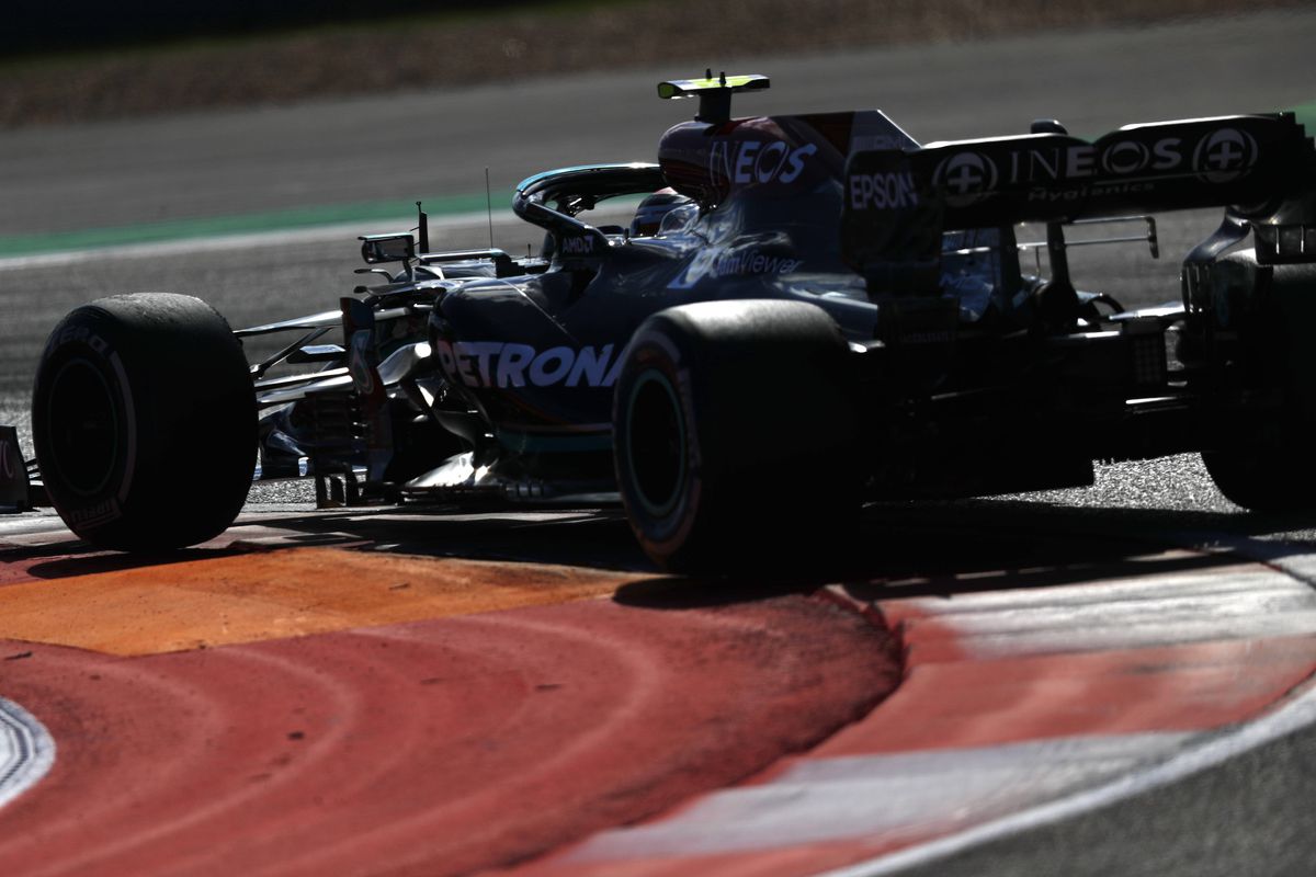 Luptă palpitantă pentru titlu în Formula 1 » Max Verstappen, avantajat de program cu 5 runde rămase în sezon