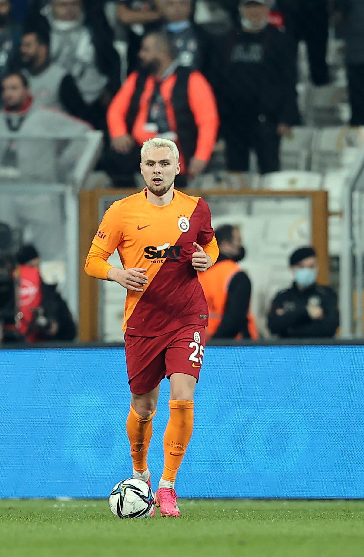 Curățenie la echipa lui Moruțan și Cicâldău » Decizia radicală transmisă de Fatih Terim către conducerea lui Galatasaray