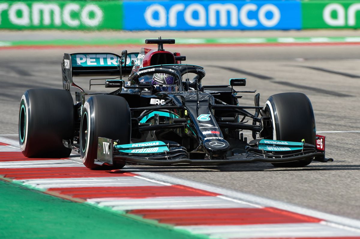 Luptă palpitantă pentru titlu în Formula 1 » Max Verstappen, avantajat de program cu 5 runde rămase în sezon