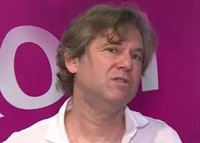 Șefii lui Dinamo sunt luați la rost: „Îl aduci pe marele Răducioiu să îți stea bibelou în club? Să plimbe foaia de joc cu schimbările?”