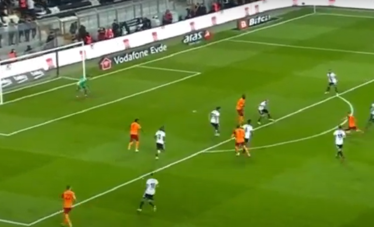Cicâldău, gol superb în primul lui derby Beșiktaș - Galatasaray!