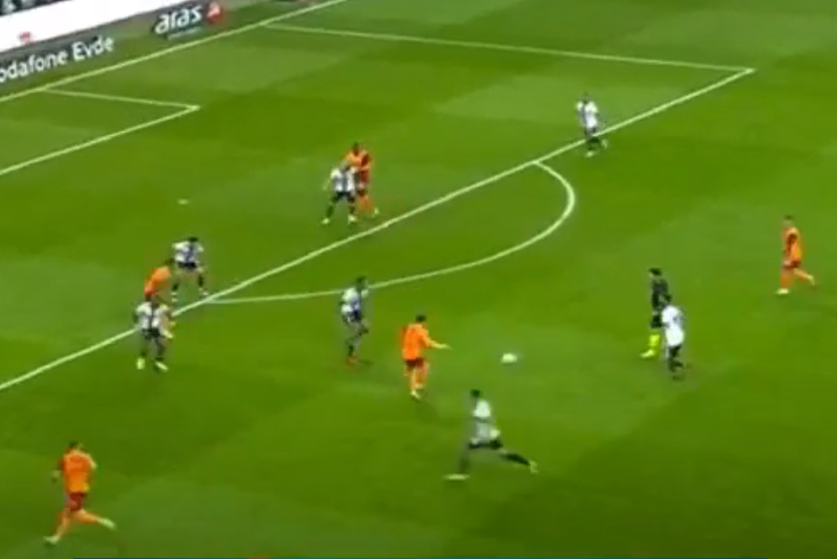 Cicâldău, gol superb în primul lui derby Beșiktaș - Galatasaray!