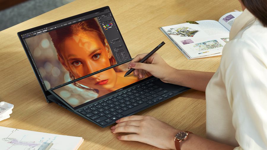 Utilizatorii din România pot cumpăra începând din luna octombrie produsele ASUS direct din site-ul global