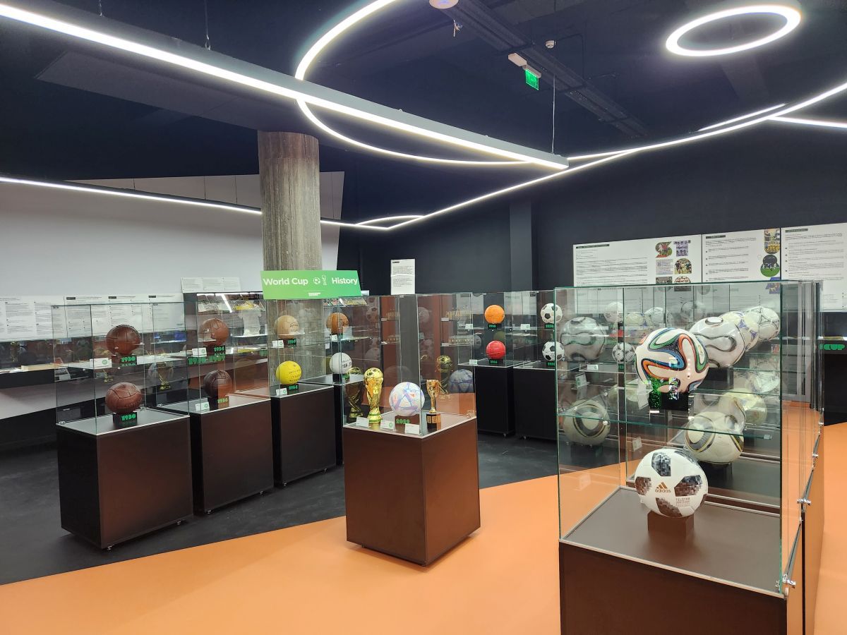 Fanii sportului, răsfățați de Noaptea Muzeelor 2023: Țiriac Collection și Muzeul Fotbalului își deschid porțile! Programul + prețurile