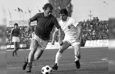 50 de ani de când Argeșul dobora colosul Real Madrid în Trivale » Interviul de colecție cu Santiago Bernabéu: „Îmi place teribil Dobrin, mă incită să-l văd jucând!”