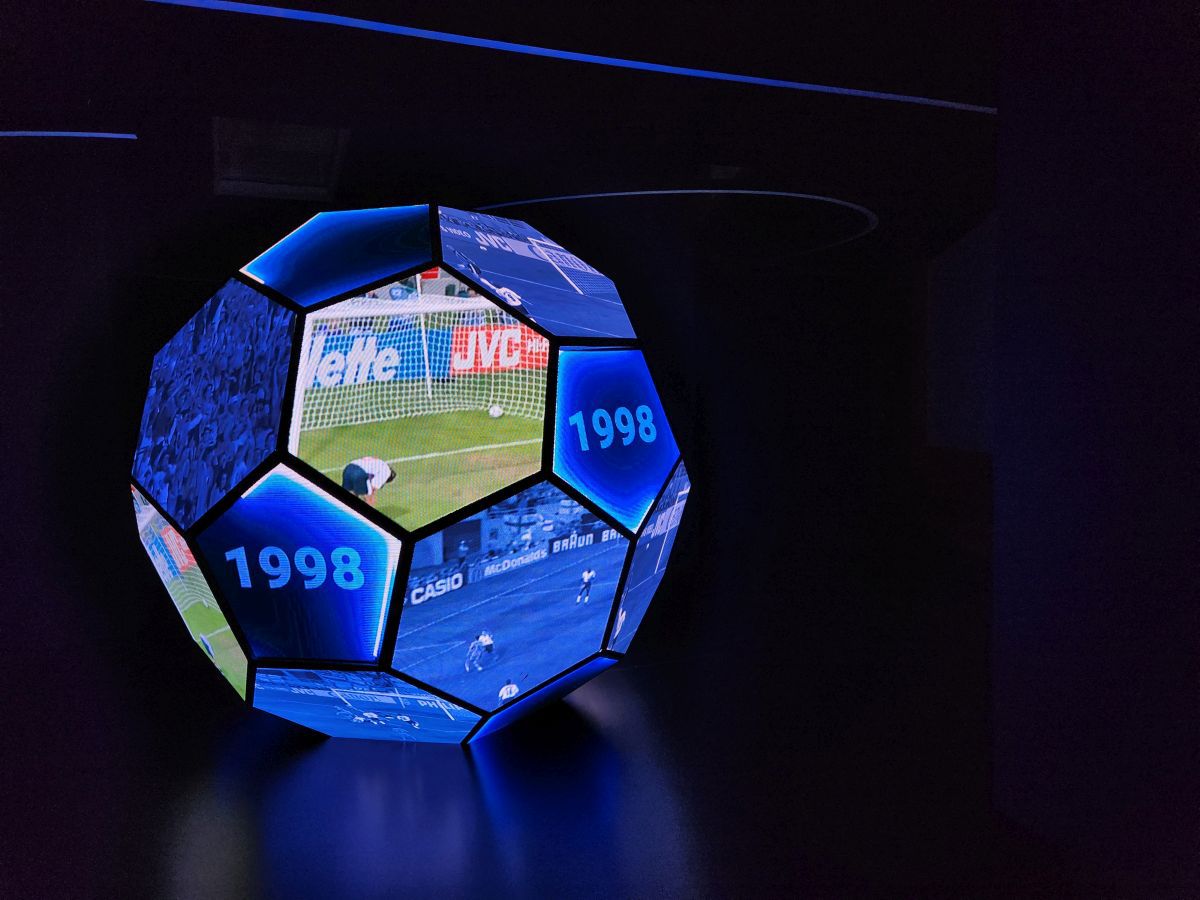 Anghel Iordănescu, năpădit de emoții la inaugurarea Muzeului Fotbalului: „Mă bucură contribuția lui Gică Popescu și că mi-am revăzut prietenii”