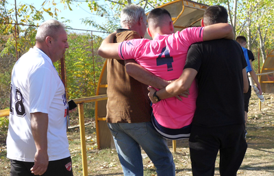 „Alo? 112? Veniți să opriți meciul!” » GSP a asistat în weekend la un derby agitat la Bolovani, în Dâmbovița: „Pleacă, fir-ai al dracului să fii!”