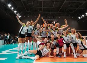 Alba Blaj merge în grupele Ligii Campionilor, victorie dramatică în cinci seturi în fața campioanei Croației!
