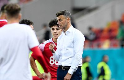 Ghici cine dă târcoale la Dinamo! Nelipsit de la meciurile de acasă, a fost și la Sibiu în tribună