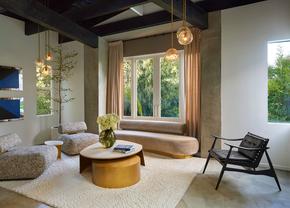 Amenajarea unui living modern - Combinarea elementelor cheie