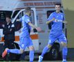 Luis Nițu, în dreapta, sărbătorind un gol în tricoul Craiovei / foto: Cristi Preda