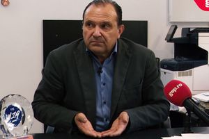 Constantin Din, conferință după Euro 2024 de handbal: „Naționala feminină nu este a lui Pera!”