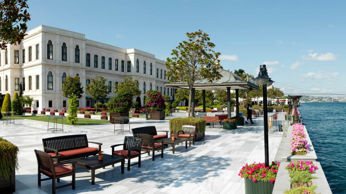 Four Seasons Hotel, casa lui Jose Mourinho în Istanbul