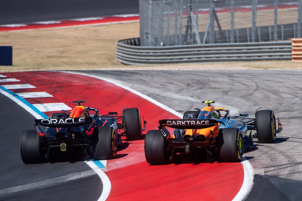 Incidentul dintre Max Verstappen și Lando Norris din Texas provoacă o serie de discuții fervente: „Am pățit și eu asta cu el, trebuie sancționat”