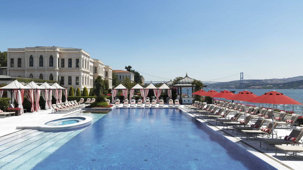 Four Seasons Hotel, casa lui Jose Mourinho în Istanbul