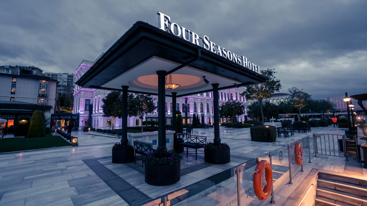 Four Seasons Hotel, casa lui Jose Mourinho în Istanbul