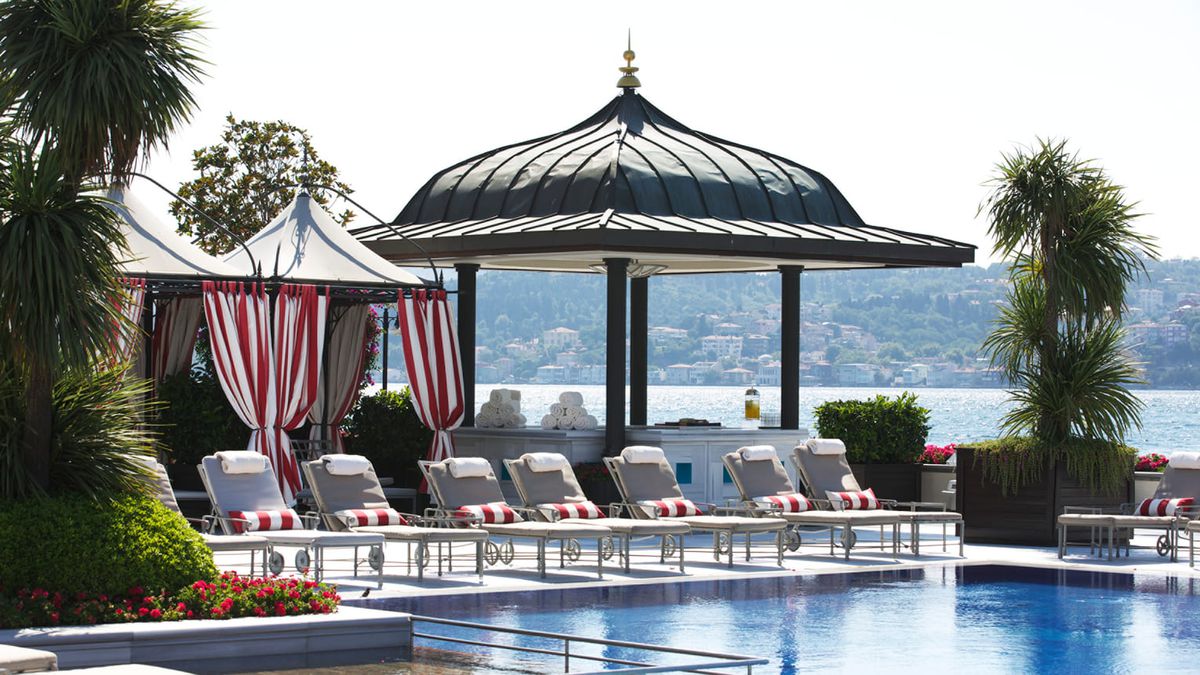 Four Seasons Hotel, casa lui Jose Mourinho în Istanbul