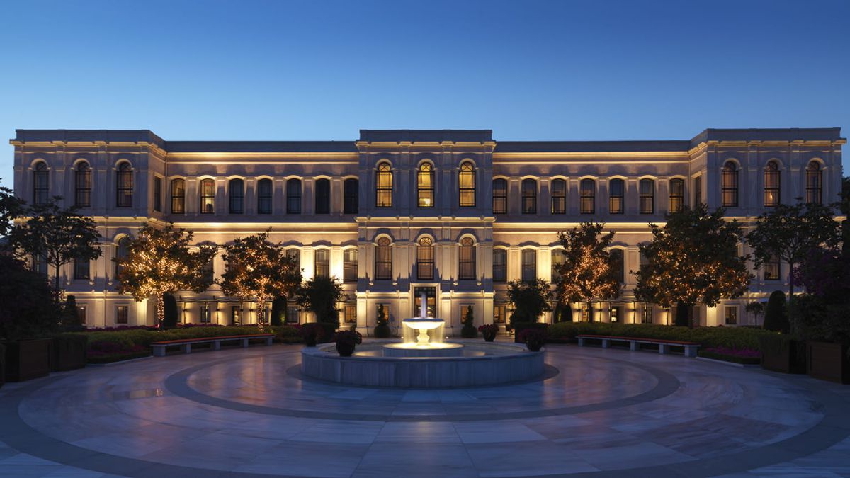 Four Seasons Hotel, casa lui Jose Mourinho în Istanbul