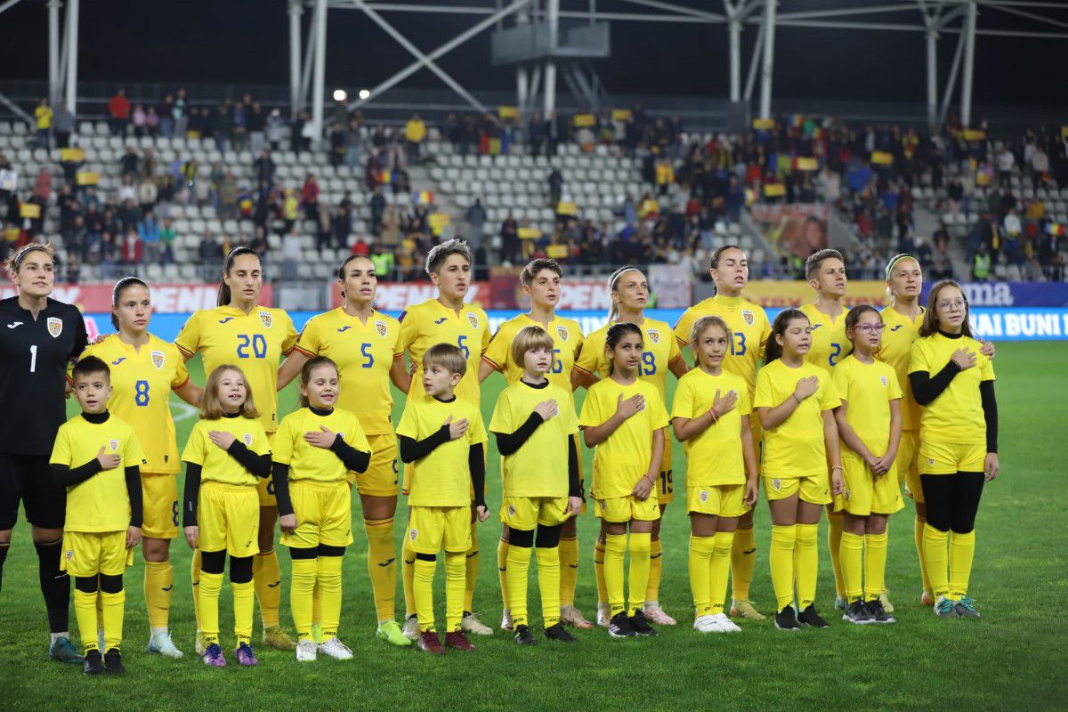 România - Polonia 1-2 » Cu 3.000 de oameni pe Arc, „tricolorele” au condus, dar au clacat pe final. Faza care a cântărit decisiv