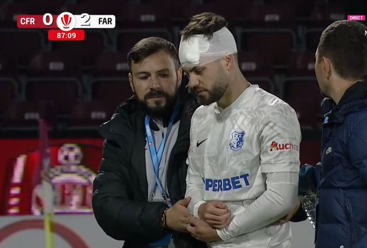 Ciocnire Hindrich - Cojocaru în CFR Cluj - Farul