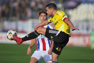 Oțelul - U Cluj, meci cu un final aiuritor! Mari probleme la VAR » Debut perfect pentru Bergodi