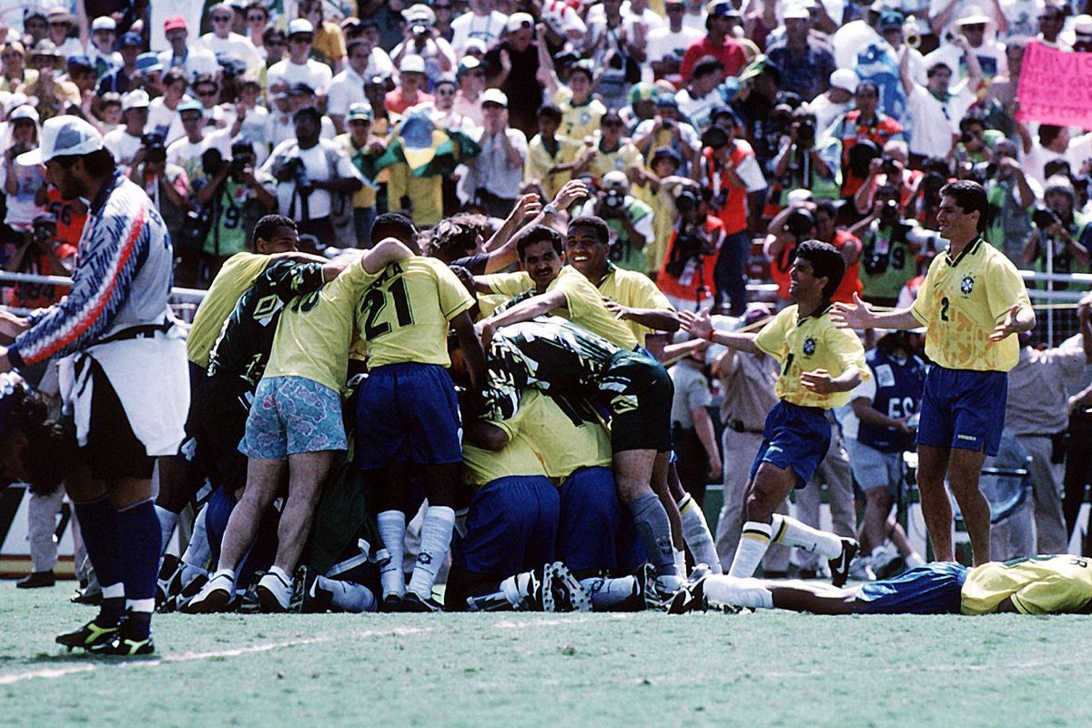 Penalty-ul ratat de Baggio si bucuria „Seleção”