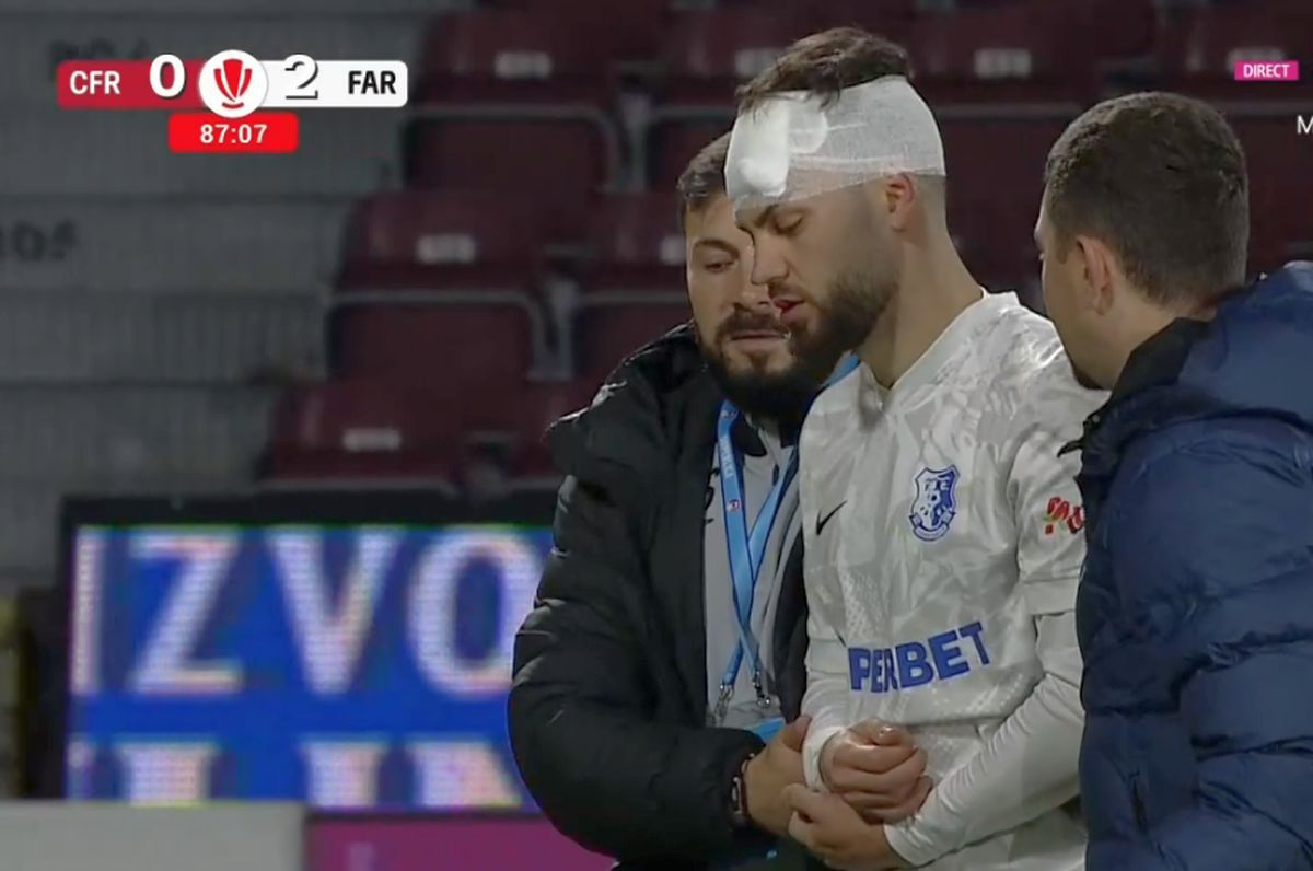 Ciocnire Hindrich - Cojocaru în CFR Cluj - Farul