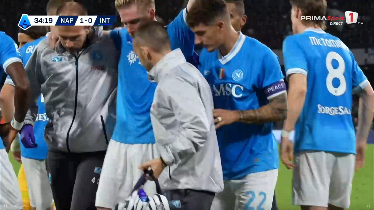 A marcat împotriva lui Cristi Chivu și a rămas împietrit » Imagini nemaivăzute cu superstarul mondial, în Napoli - Inter