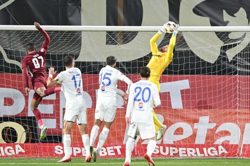 Alexandru Buzbuchi în CFR Cluj - Farul Constanța / FOTO Facebook Farul Constanța