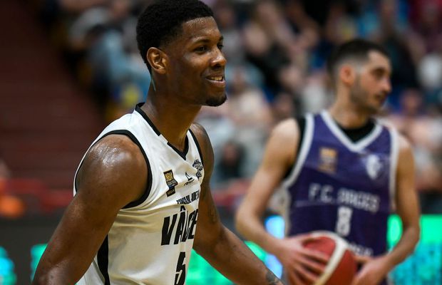 CS Vâlcea 1924 a renunțat la MVP-ul sezonului 2024-2025 » Americanul fusese depistat pozitiv cu THC în primăvară