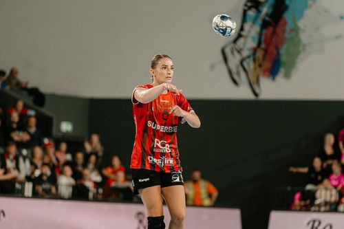 Gloria Bistrița - CSM București // foto: Instagram (Gloria Bistrița)