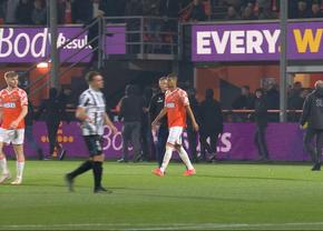 Tensiuni înaintea unui meci din prima ligă » Arbitrul a trimis pe toată lumea la vestiare