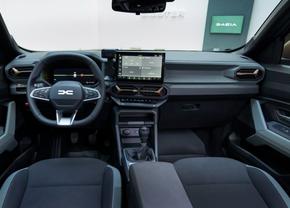 Dacia a fost desemnată „mașina anului 2026” » Modelul care i-a dat pe spate pe nemți și britanici: designul superior a câștigat