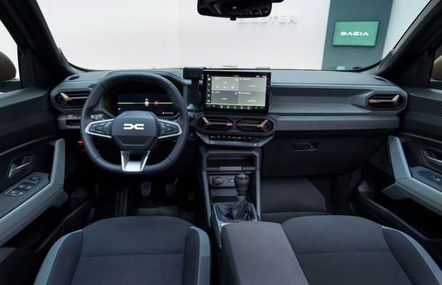 Dacia a fost desemnată „mașina anului 2026” » Modelul care i-a dat pe spate pe nemți și britanici: designul superior a câștigat