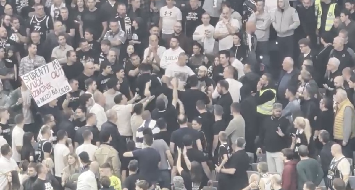 Confruntare violentă între suporterii lui Partizan