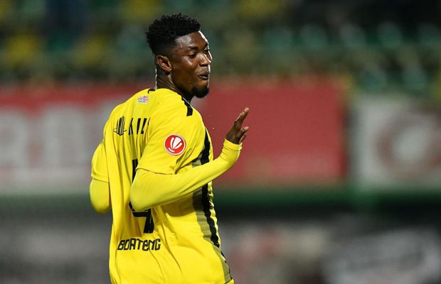 Dinamoviștii sunt pregătiți pentru cel mai ciudat meci din istoria fotbalului românesc: „Să știți că e o diferență”