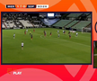 Imagini uluitoare! Arbitrul a luat telefonul și a vorbit la marginea terenului: „Greu de crezut”