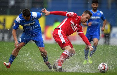 CLINCENI - DINAMO 2-2 // NOTE GSP: „Câinii”, înecați în balta play-out-ului: 8 jucători au fost penibili la Clinceni