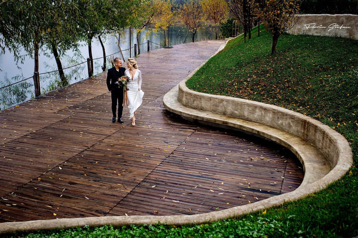 Apariție rară a soției lui Mihai Rotaru: cum a fost surprinsă misterioasa parteneră a finanțatorului Universității Craiova