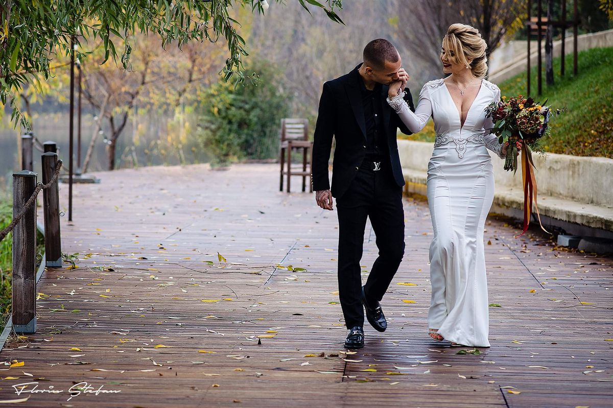 Apariție rară a soției lui Mihai Rotaru: cum a fost surprinsă misterioasa parteneră a finanțatorului Universității Craiova