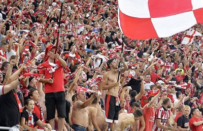 EXCLUSIV // UPDATE Spaniolii se milogesc de fani pentru bani! Răspunsul DDB » Două condiții pentru a salva Dinamo de la faliment