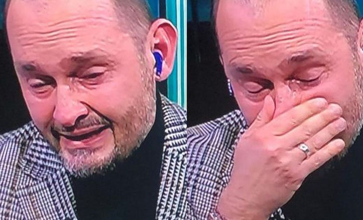 A început să plângă la TV, după ce a aflat de moartea lui Maradona: „Simt furie! Cineva ar fi trebuit să-l oprească”