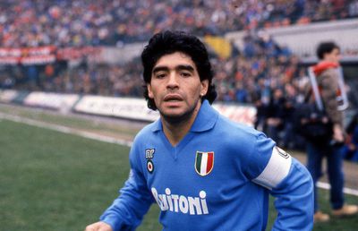 Theodor Jumătate, devastat de moartea lui Maradona: „Scriu și plâng, nu pot să accept”