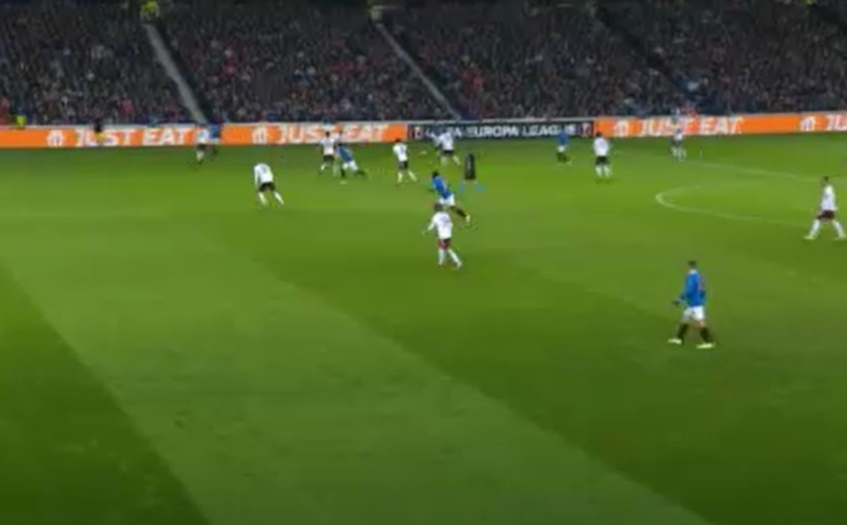 Ianis Hagi, pasă de gol în Rangers - Sparta Praga